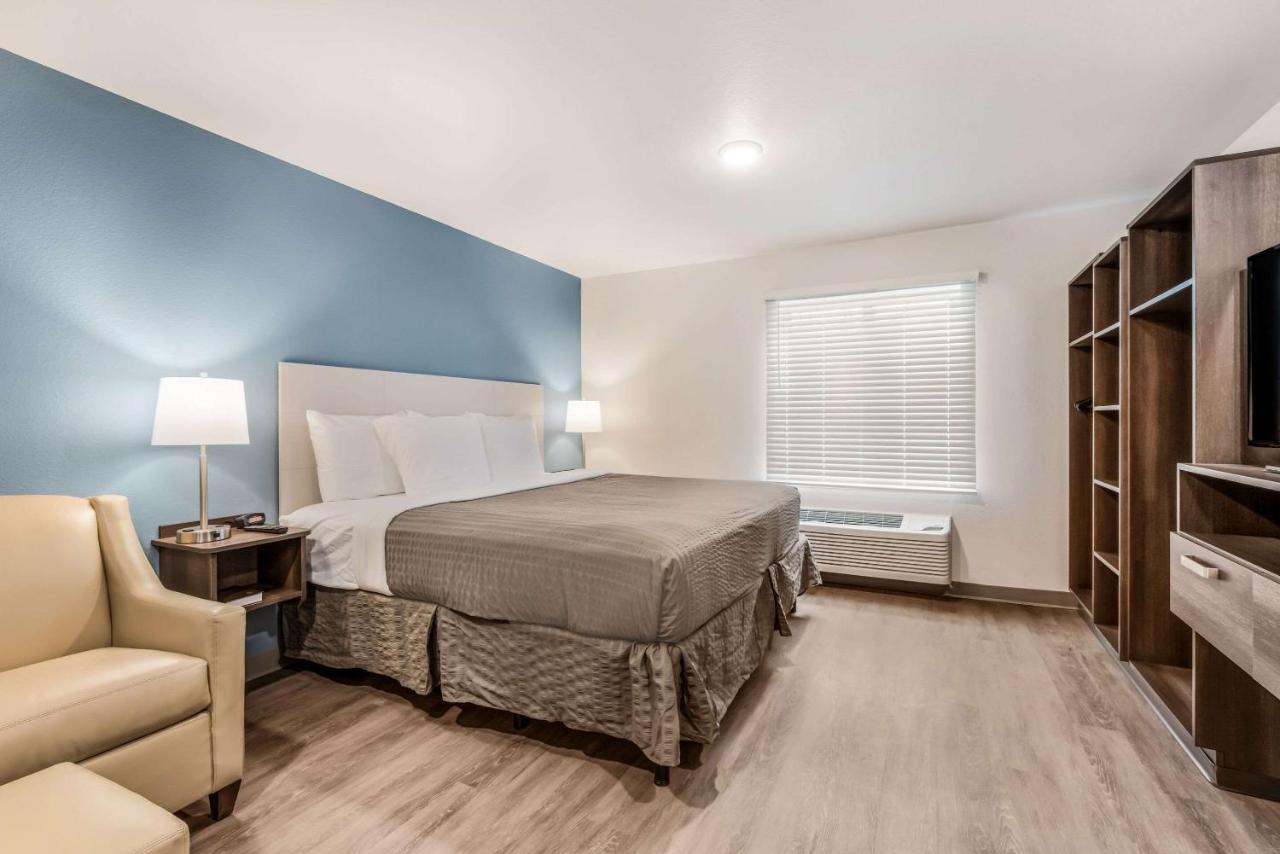 Woodspring Suites Charlotte - University Research Park Szoba fotó