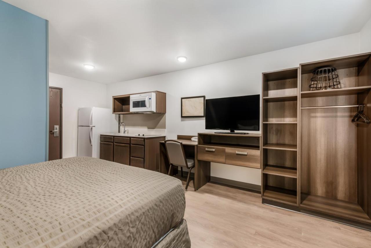 Woodspring Suites Charlotte - University Research Park Kültér fotó